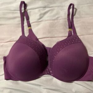 Victoria's Secret Incredible Perfect Shape 38C Back Closure Bra